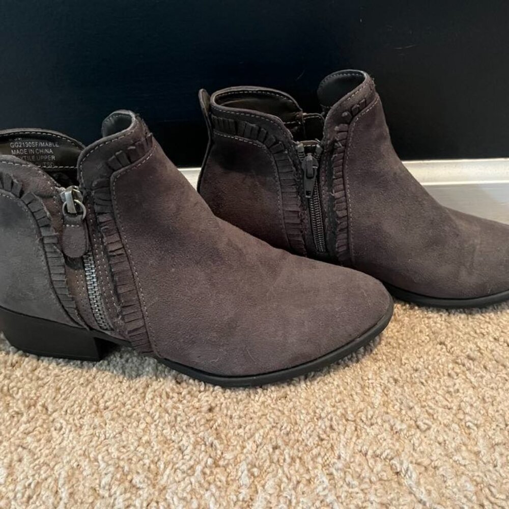 MIA Mable Ruffle Bootie - Picture 2 of 2